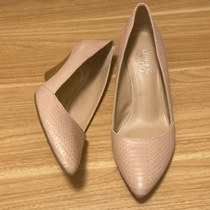 Light pink Franco Sarto wedges